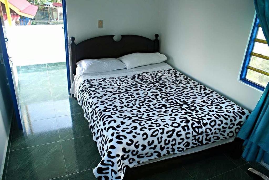 Hostal Campestre El Santuario Filandia Szoba fotó